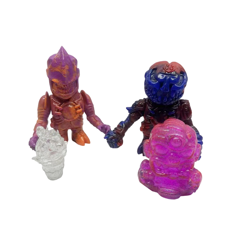 How do oil furnace process toys provide irreplaceable tactile feedback and a sense of accomplishment?